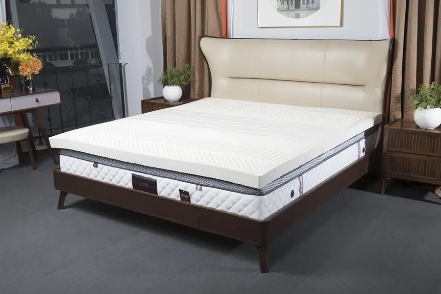 Rolled Package Massage Latex Mattress
